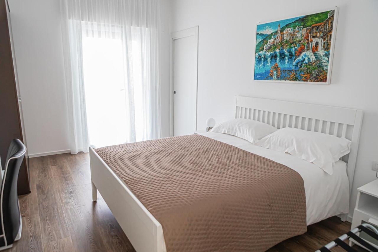 Melo 48 Bed and Breakfast Bari Buitenkant foto